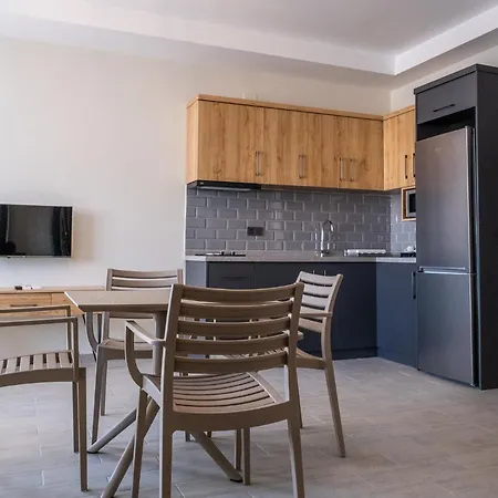 Nas Apartmanhotel *
